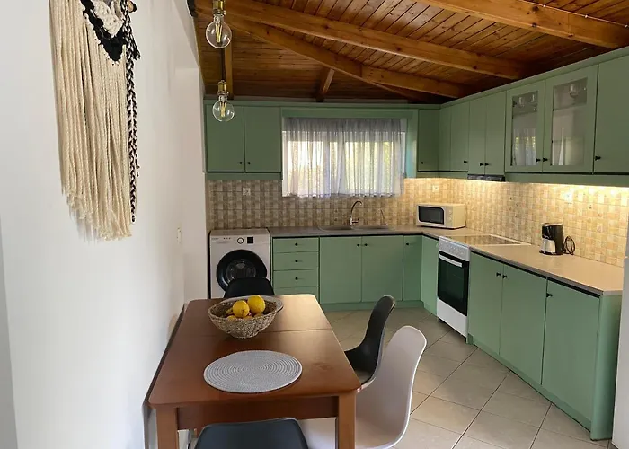 Java Geva Zen Living 度假居 Kalamákion